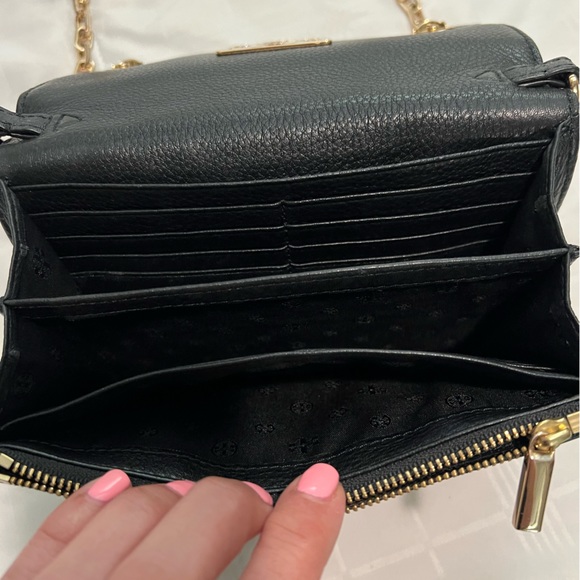 Tory Burch Side Wallet - Picture 2 of 3